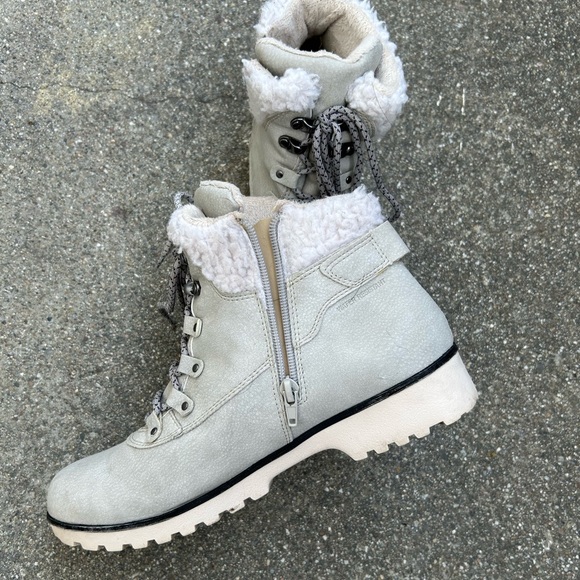 JBU Winter Boots - Picture 3 of 5